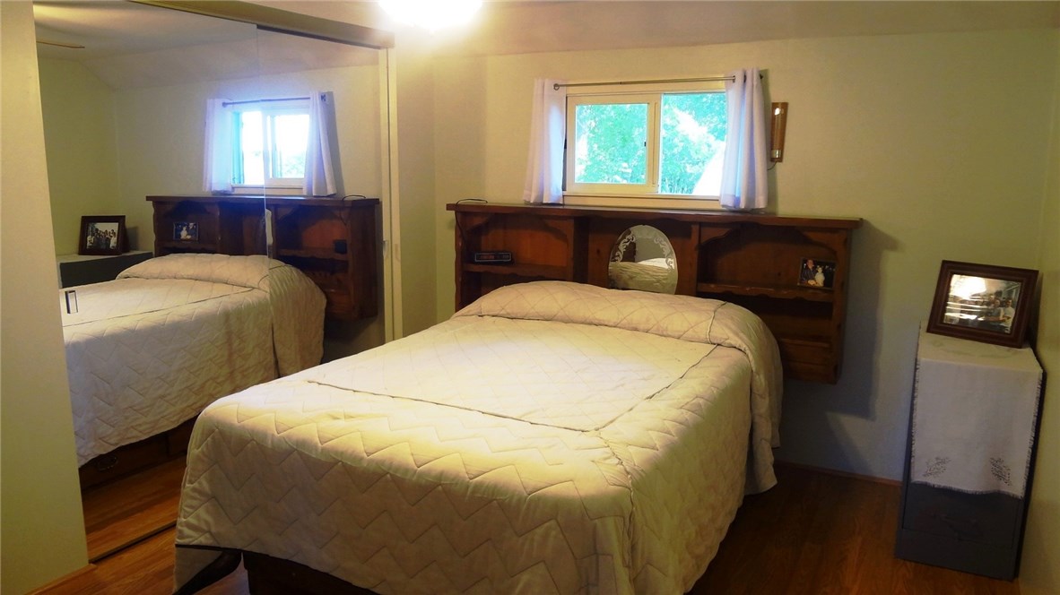 33 Baron Road Barrington, RI 02806 - Photo 6 of 9