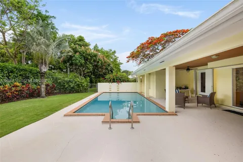 $1,750,000 | 7350 Southwest 129th Street, Pinecrest, FL 33156