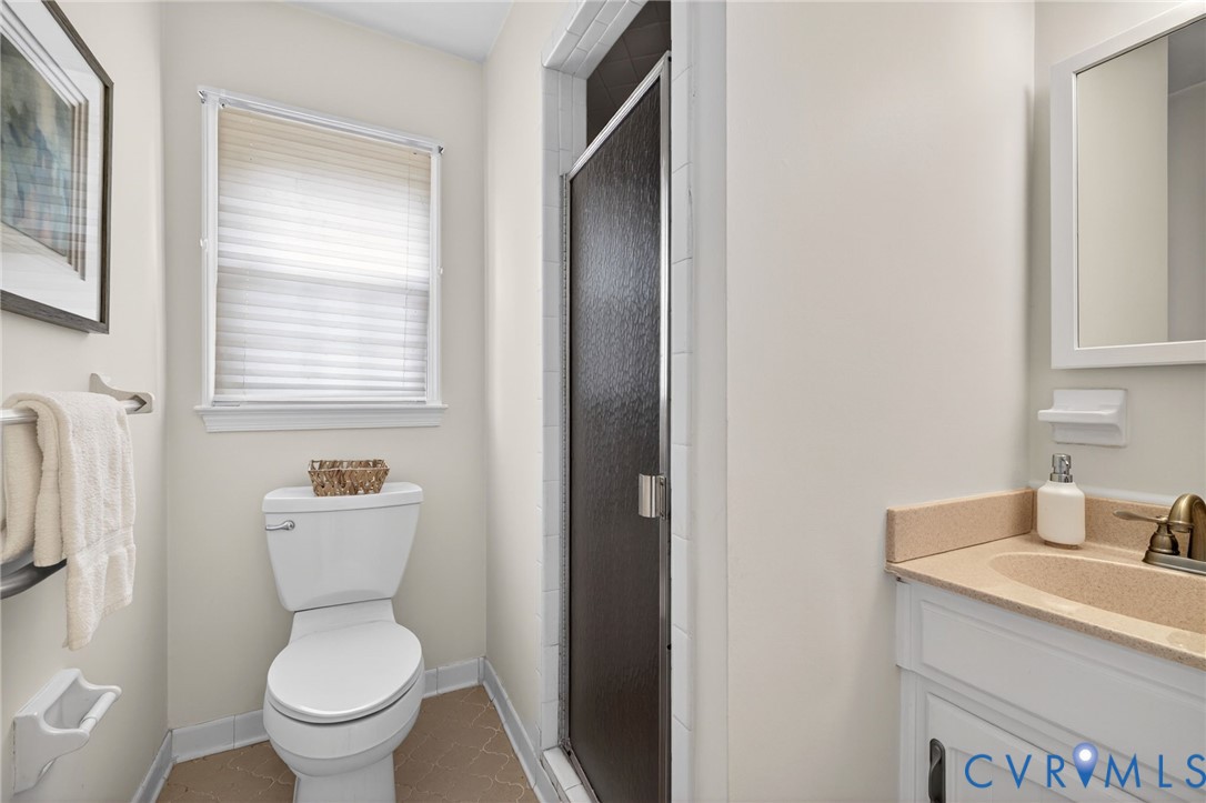 2525 Inlynnview Road Virginia Beach, VA 23454 - Photo 13 of 51