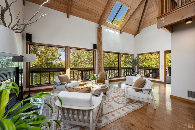 $1,395,000 | 865 White Oak Drive, Santa Rosa, CA 95409