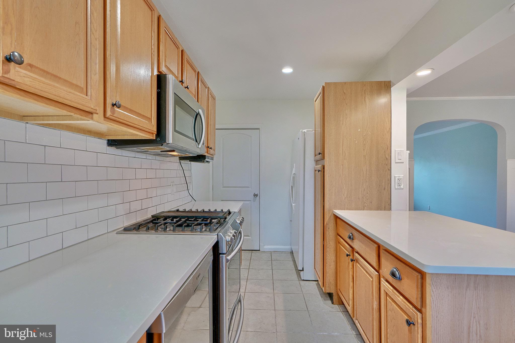 219 Stanmore Road Baltimore, MD 21212 - Photo 17 of 50 KITCHEN