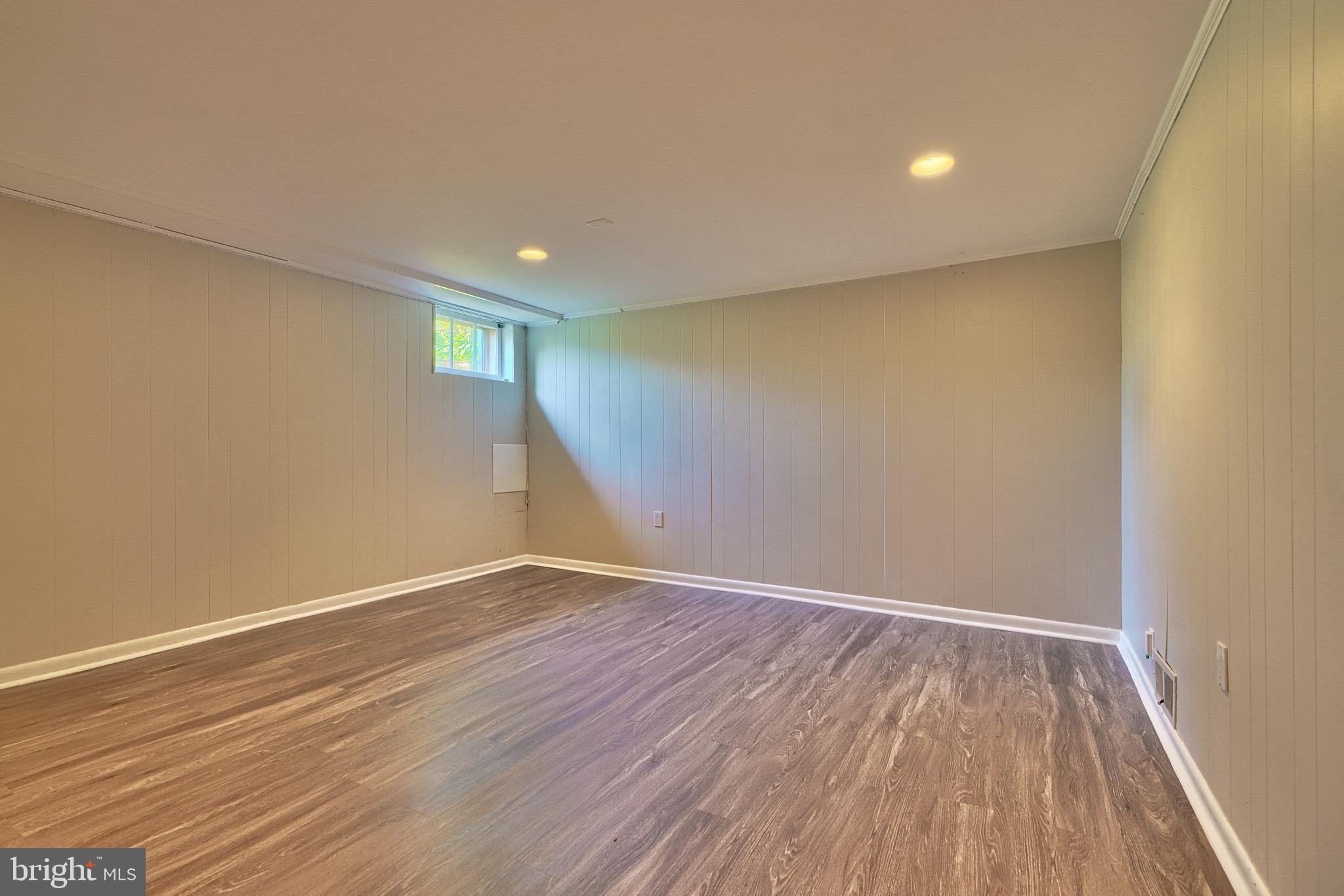 219 Stanmore Road Baltimore, MD 21212 - Photo 38 of 50 FAMILY ROOM
LOWER LEVEL