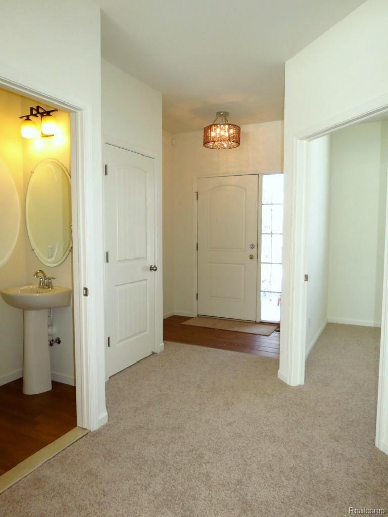 Parcel B Archutowski Drive Howell, MI 48855 - Photo 9 of 27 9 Foyer.jpg