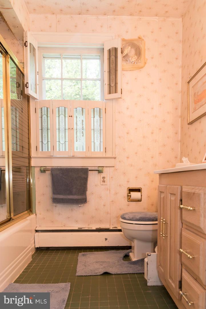 9131 Field Road Pikesville, MD 21208 - Photo 12 of 18 Bath