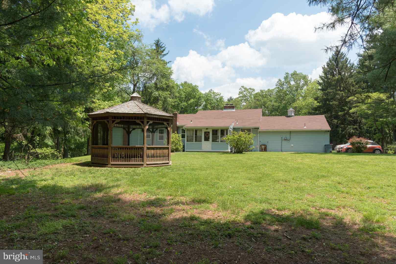 9131 Field Road Pikesville, MD 21208 - Photo 15 of 18 Exterior (Rear)