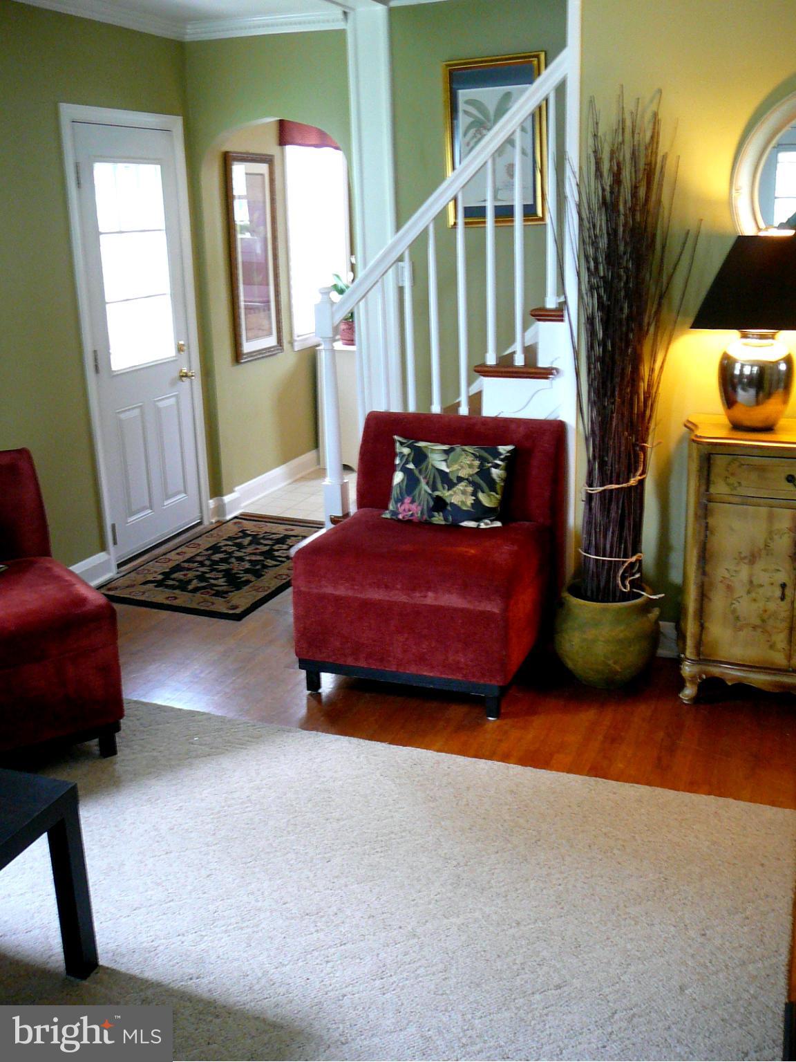 3708 East Joppa Road Baltimore, MD 21236 - Photo 15 of 30 Family Room