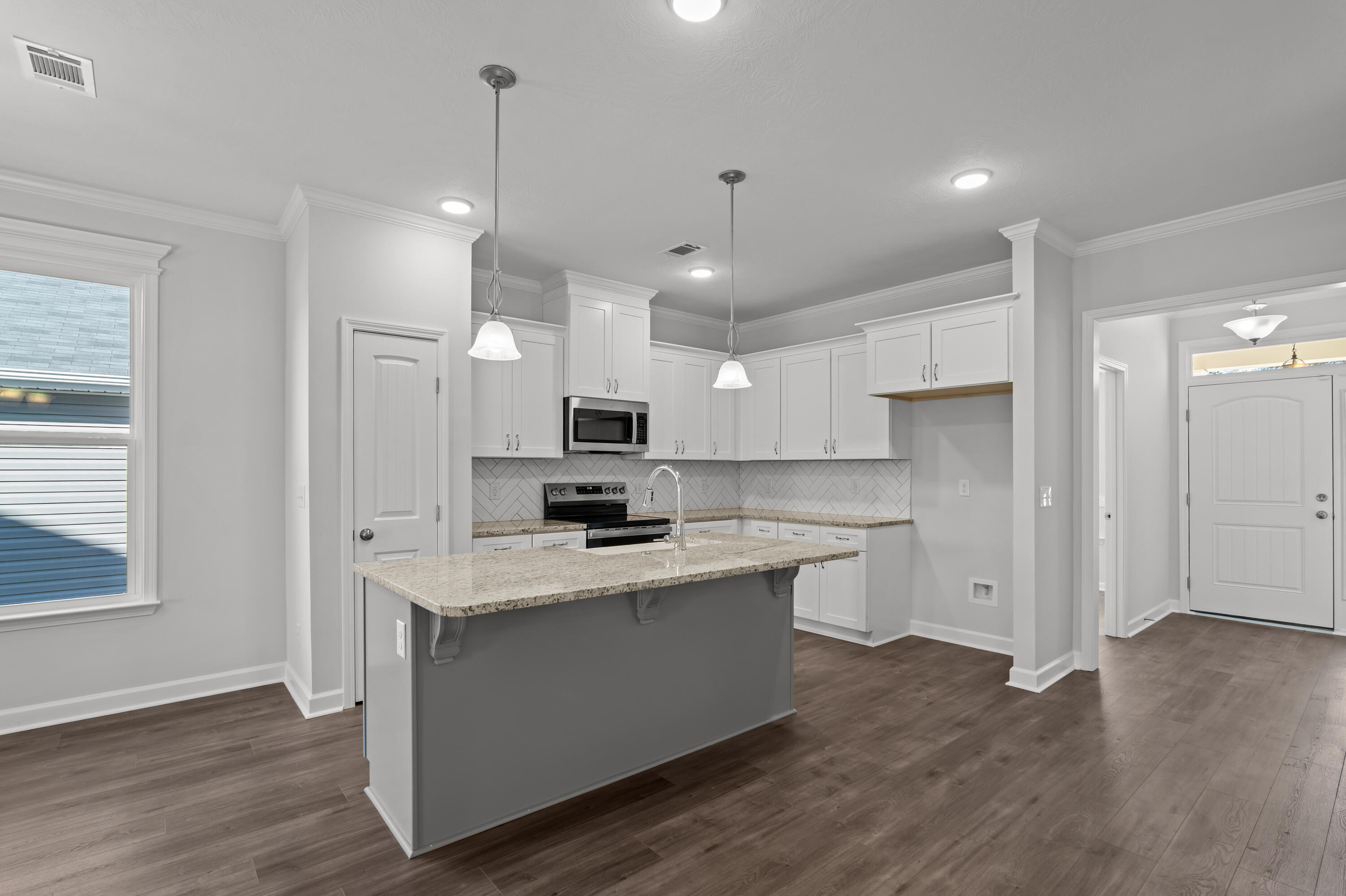 8163 Snelling Drive Aiken, SC 29803 - Photo 13 of 50 Full view of kitchen, foyer, pantry.