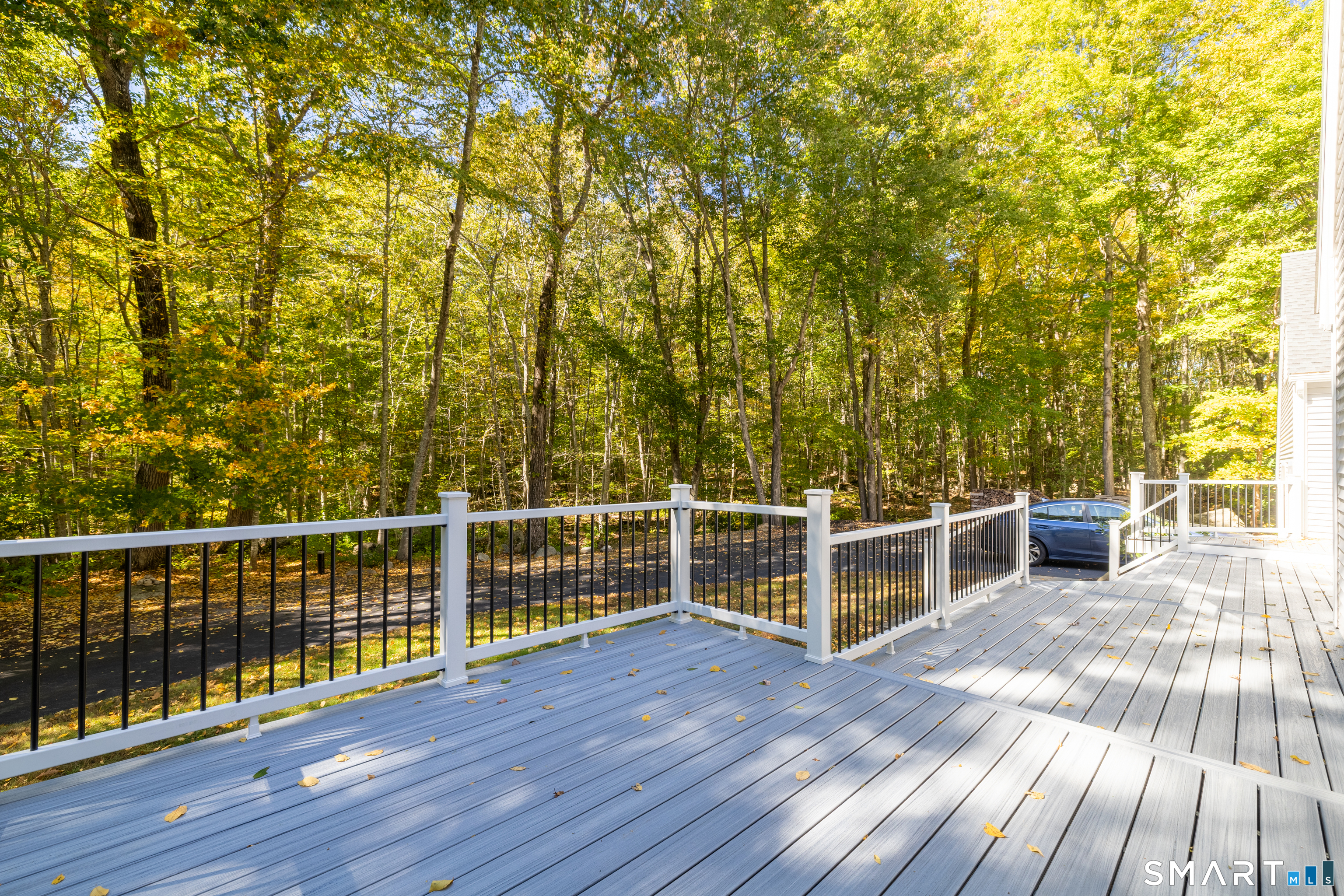 43 Whitney Road Groton, CT 06355 - Photo 6 of 34 Gallery Image 6