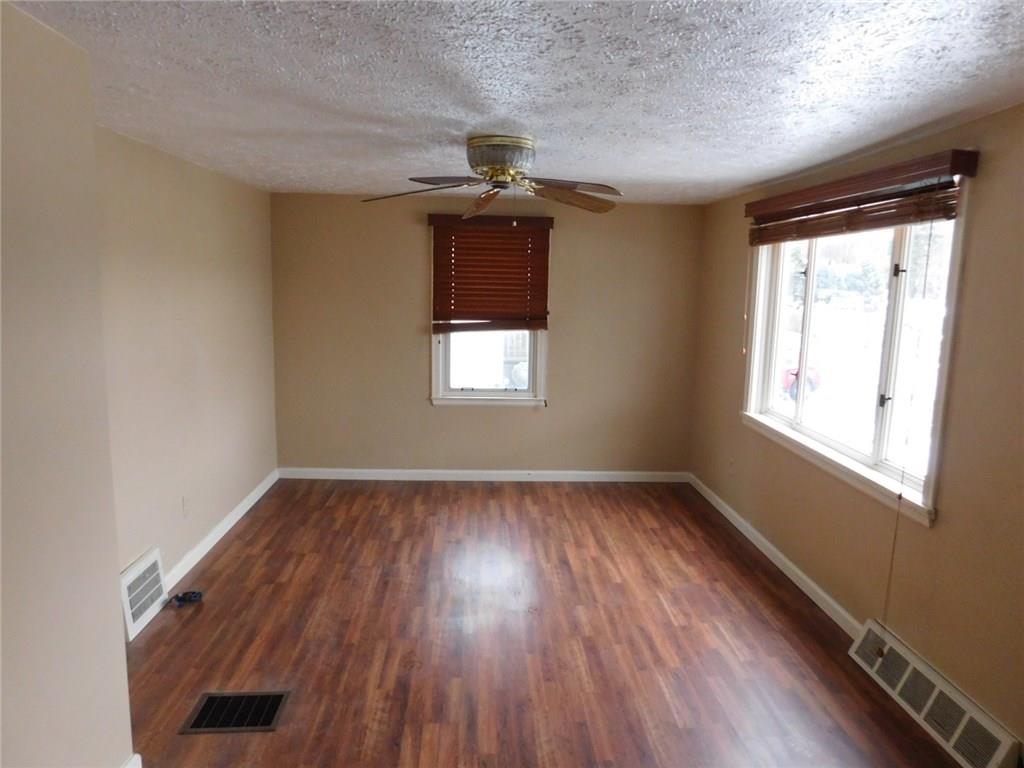 2151 Swallow Hill Road Pittsburgh, PA 15220 - Photo 8 of 16 Gallery Image 8