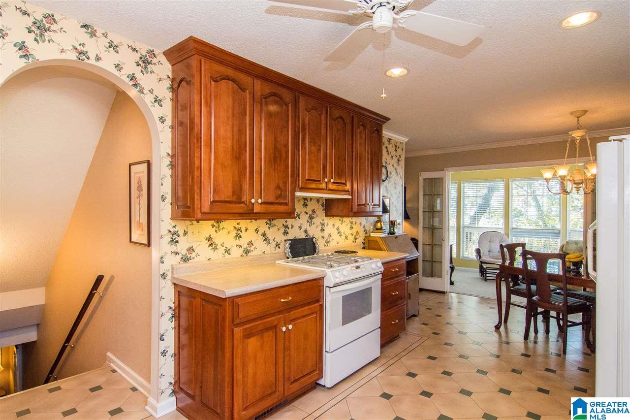 574 Shades Crest Road Birmingham, AL 35226 - Photo 15 of 48