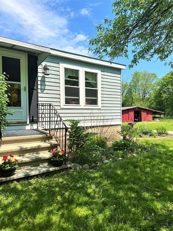 697 Fremont Road Chester, NH 03036 - Photo 35 of 36