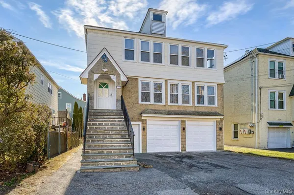 $3,400 | 135 Webster Avenue, Unit 2, Harrison, NY 10528