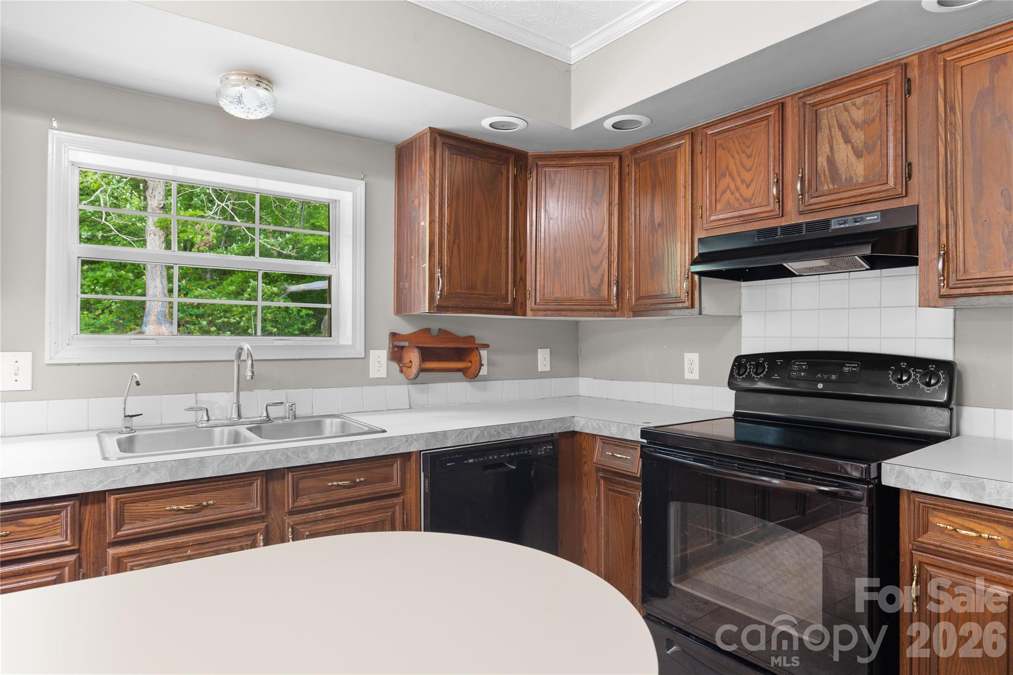 6582 Hoot Owls Hollow Road Hickory, NC 28602 - Photo 7 of 45