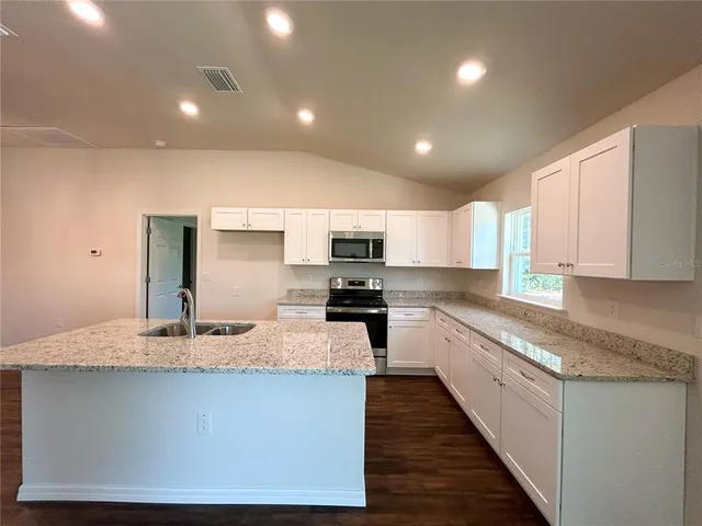 $304,399 | 8389 North Kearny Way, Citrus Springs, FL 34434