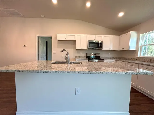 $304,399 | 8389 North Kearny Way, Citrus Springs, FL 34434