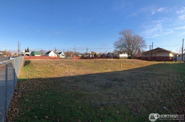 703 West Main Street Walla Walla, WA 99362 - Photo 2 of 5