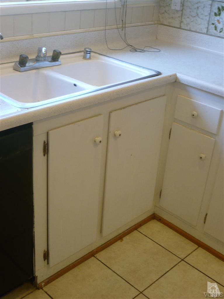 643 Marsh Rondo Camarillo, CA 93010 - Photo 12 of 30 Additional Photo