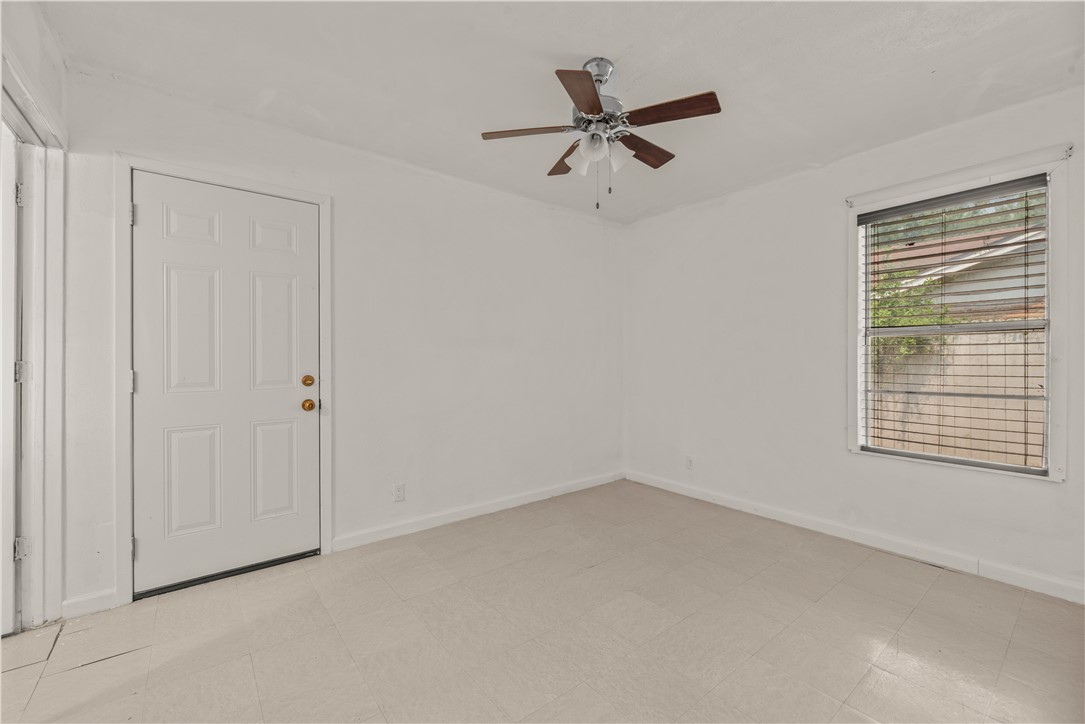 1208 West 2nd Street Alice, TX 78332 - Photo 6 of 13