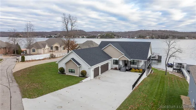$1,799,900 | 1972 Arrowridge Drive, Roach, MO 65787