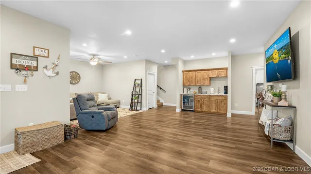 $1,799,900 | 1972 Arrowridge Drive, Roach, MO 65787