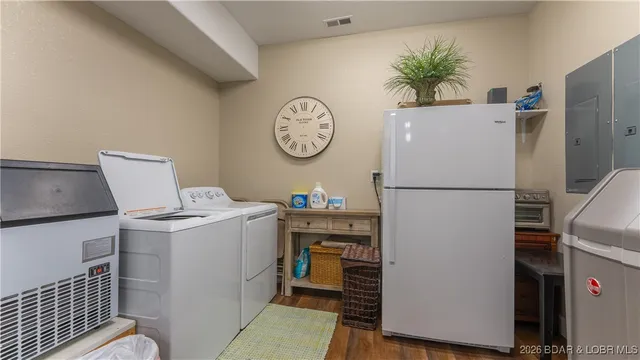 $1,799,900 | 1972 Arrowridge Drive, Roach, MO 65787