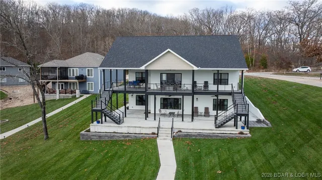 $1,799,900 | 1972 Arrowridge Drive, Roach, MO 65787