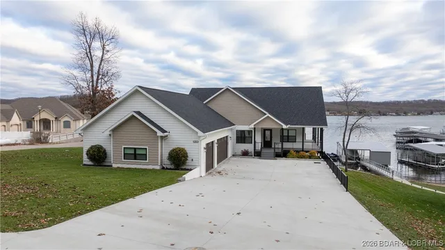 $1,799,900 | 1972 Arrowridge Drive, Roach, MO 65787