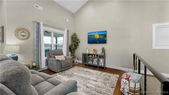 $1,799,900 | 1972 Arrowridge Drive, Roach, MO 65787