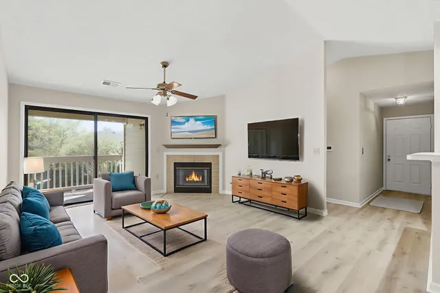 $227,900 | 11635 Lenox Lane, Unit 206, Carmel, IN 46032