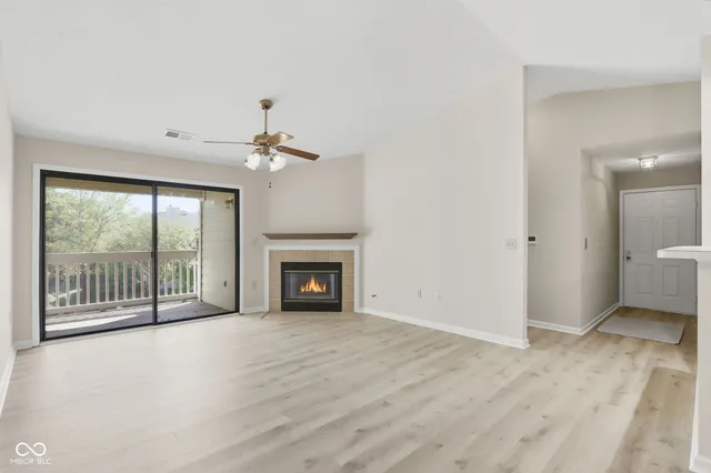 $227,900 | 11635 Lenox Lane, Unit 206, Carmel, IN 46032