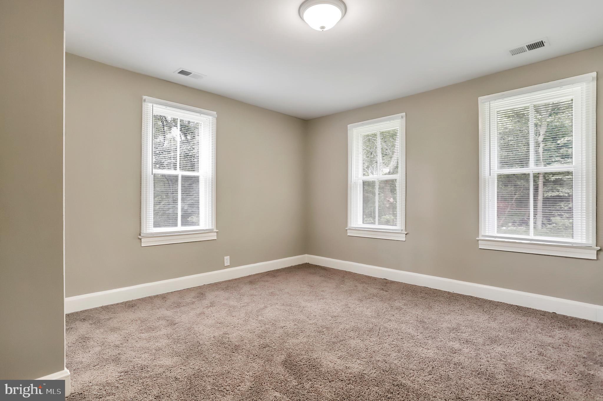 597 Grade Road Falling Waters, WV 25419 - Photo 22 of 32