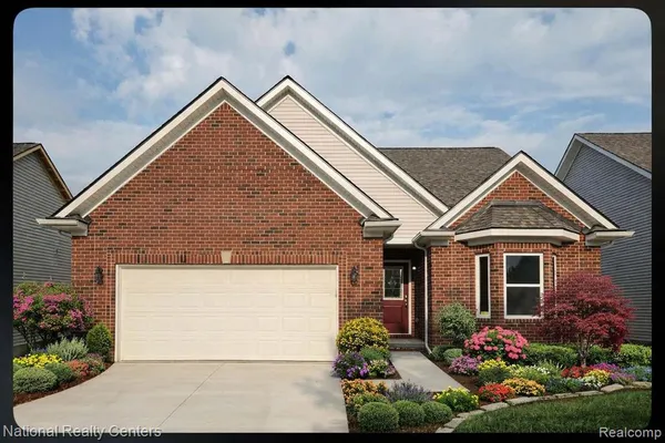 $349,900 | 360 Devonshire Drive, Unit 32, Lapeer, MI 48446