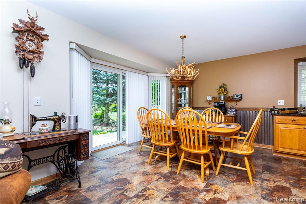 34321 Country Meadow Road Chesterfield, MI 48047 - Photo 10 of 50