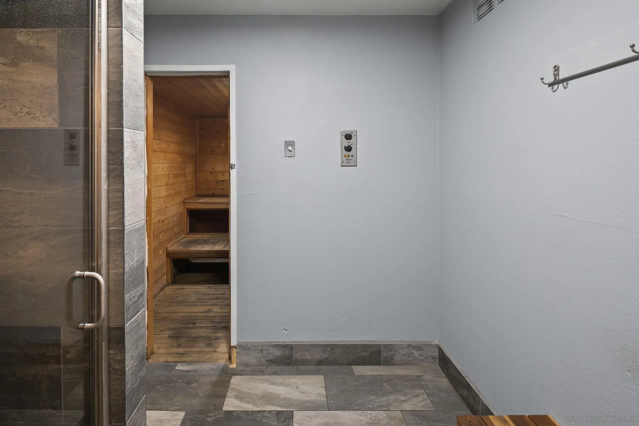 6780 Friars Road, Unit 272 San Diego, CA 92108 - Photo 27 of 35 a view of a bathroom