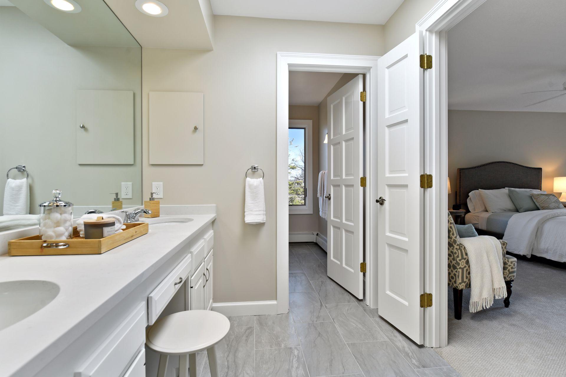 5501 Dewey Hill Road, Unit 332 Edina, MN 55439 - Photo 16 of 28 Gallery Image 16