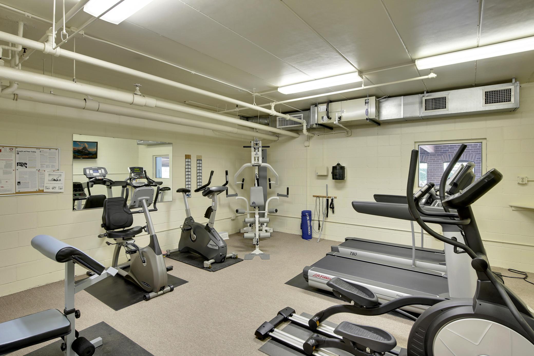 5501 Dewey Hill Road, Unit 332 Edina, MN 55439 - Photo 25 of 28 Gallery Image 25