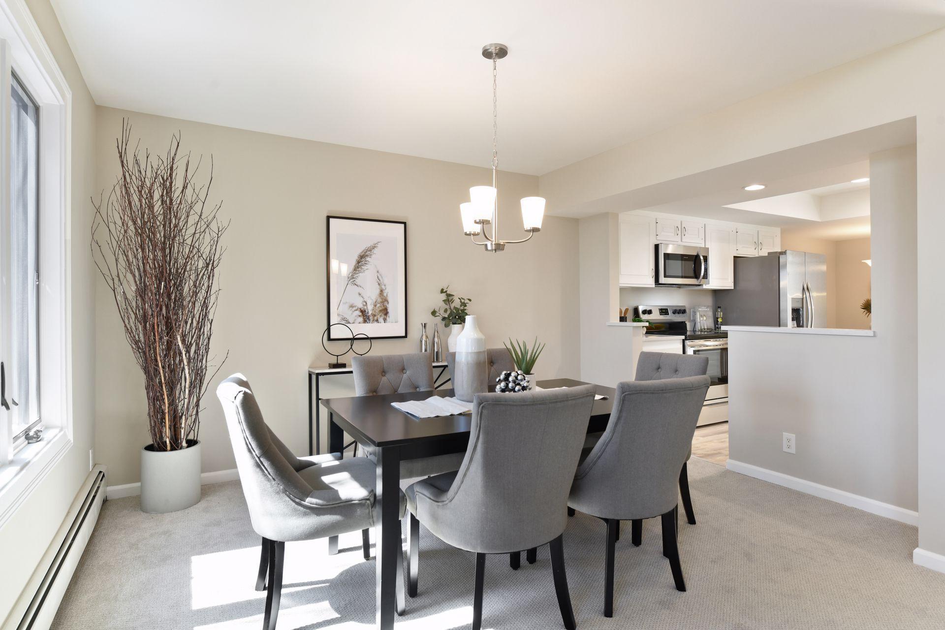 5501 Dewey Hill Road, Unit 332 Edina, MN 55439 - Photo 6 of 28 Gallery Image 6