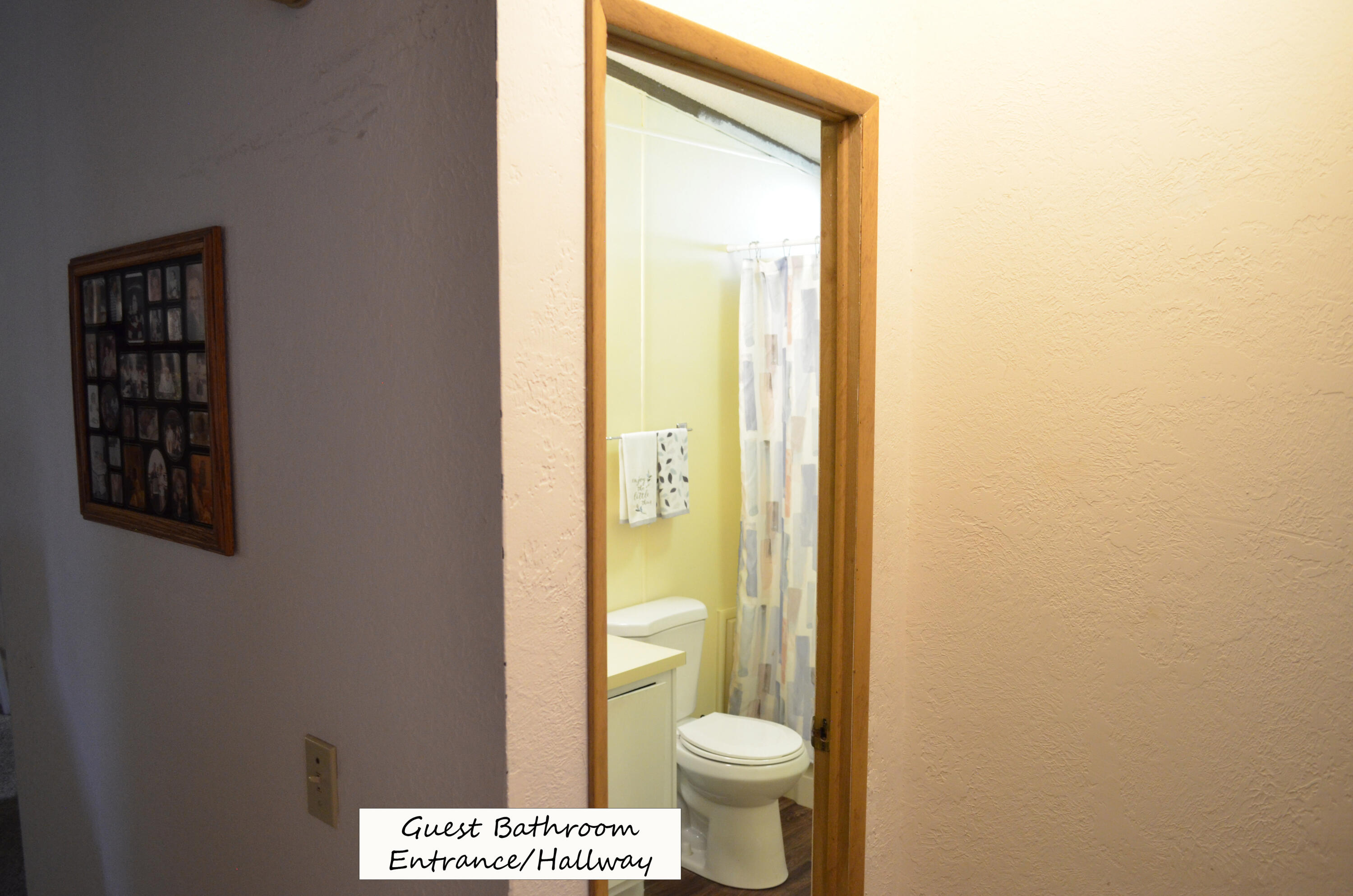 3835 Gardiner Ferry Road, Unit 17 Corning, CA 96021 - Photo 20 of 39 a bathroom with a toilet