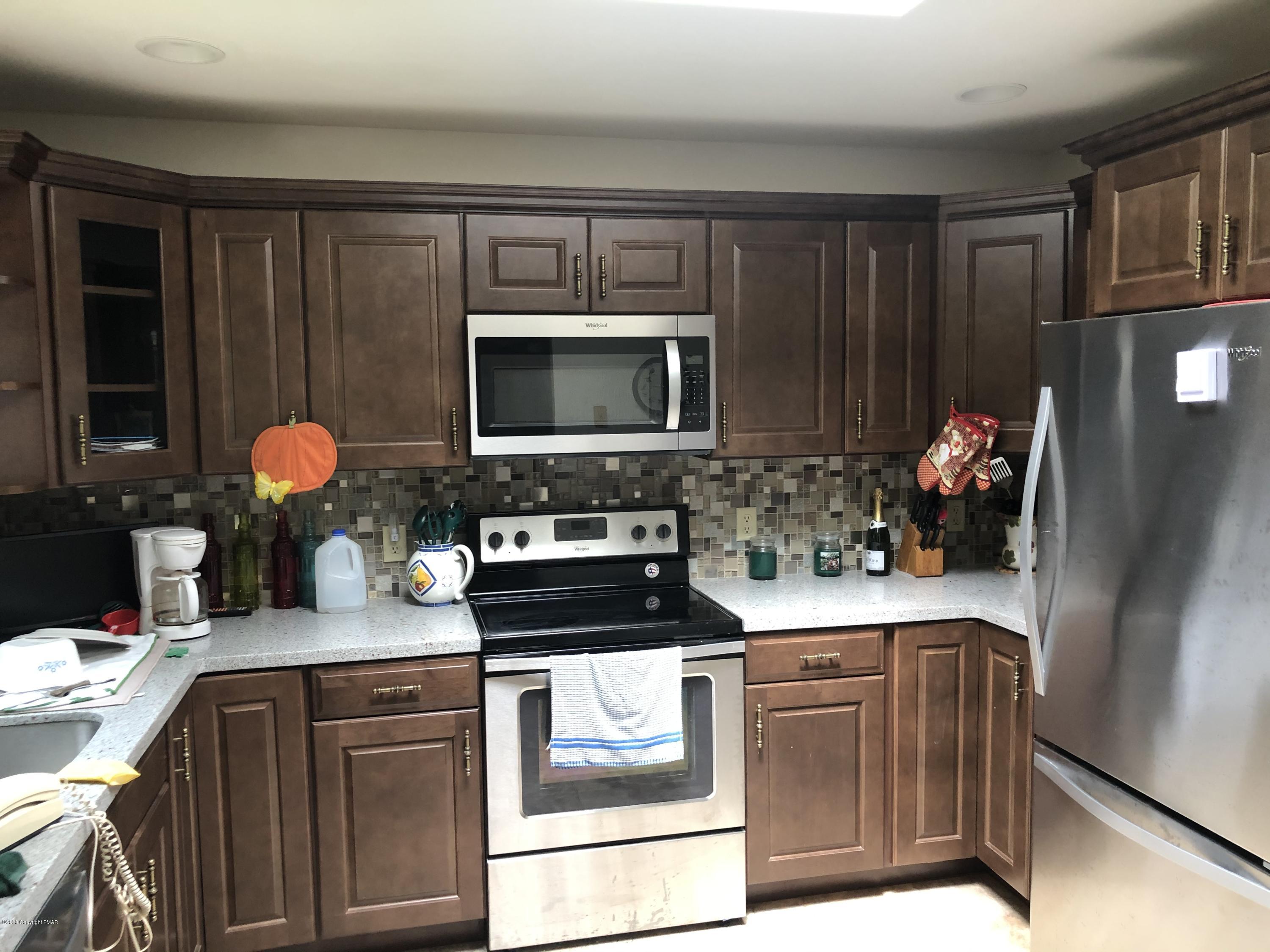 513 Cays Road Stroudsburg, PA 18360 - Photo 12 of 18 IMG_2737