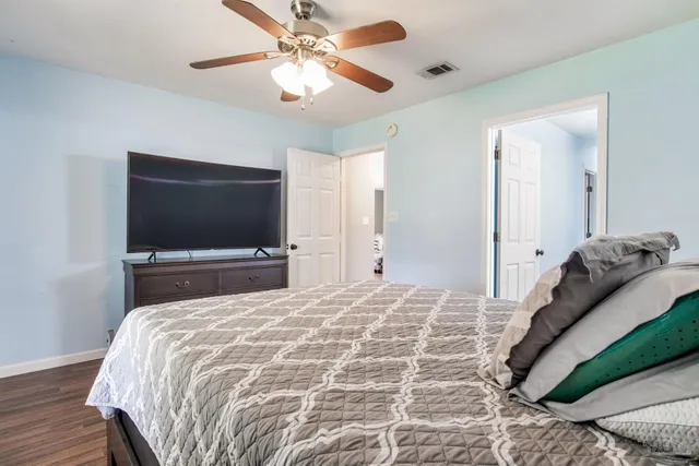 $250,000 | 2016 Sequoia Circle, Pensacola, FL 32526