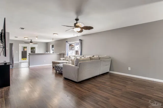 $250,000 | 2016 Sequoia Circle, Pensacola, FL 32526