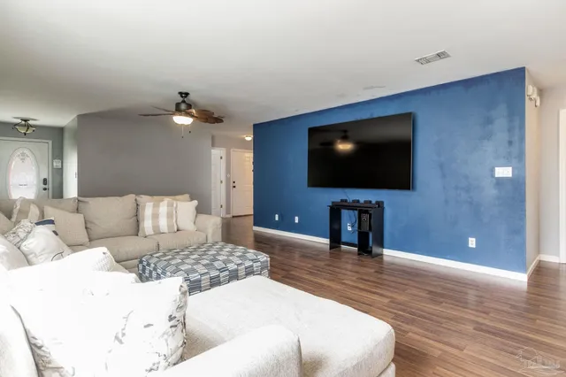 $250,000 | 2016 Sequoia Circle, Pensacola, FL 32526