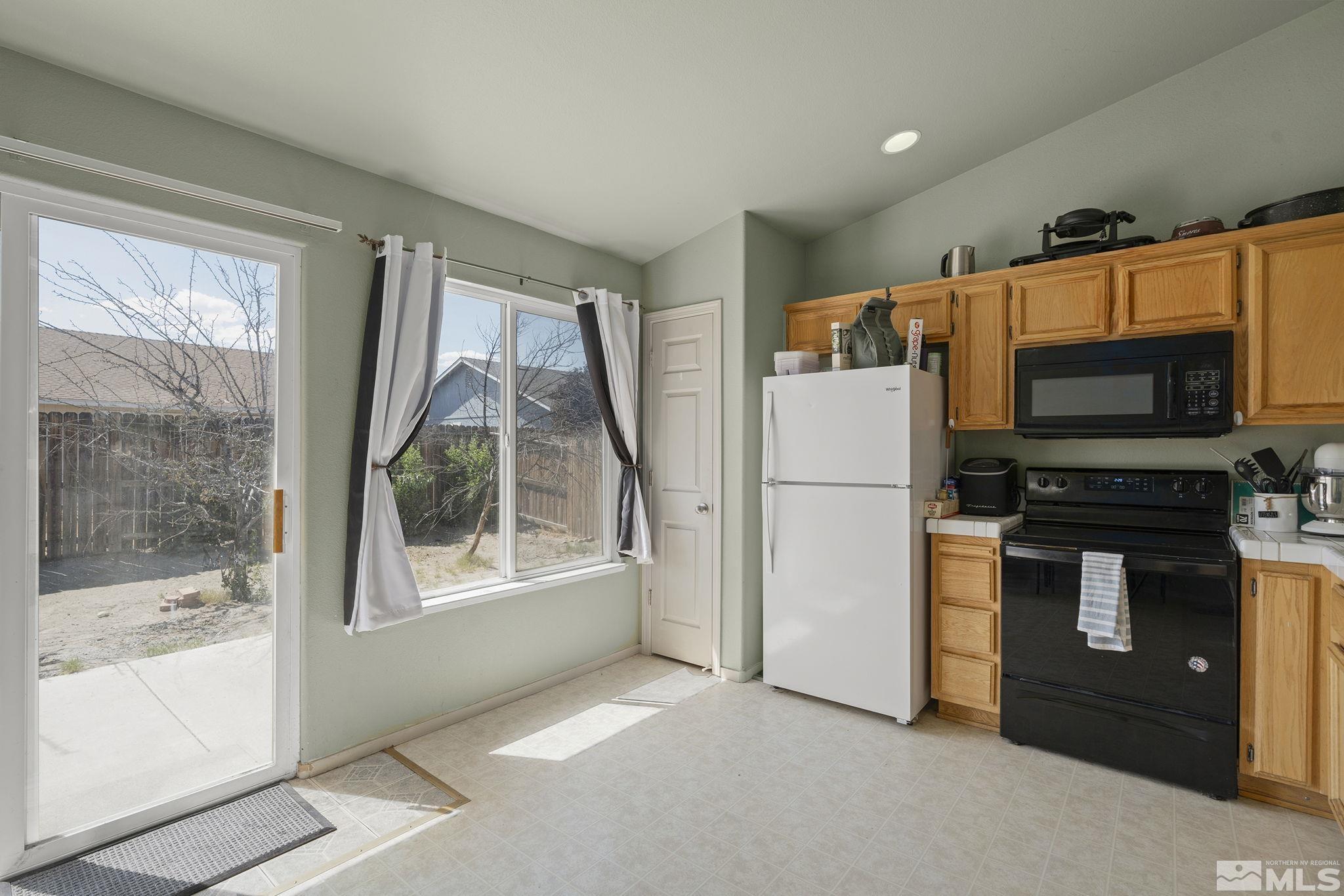 122 Relief Springs Road Fernley, NV 89408 - Photo 8 of 21 Photo 8