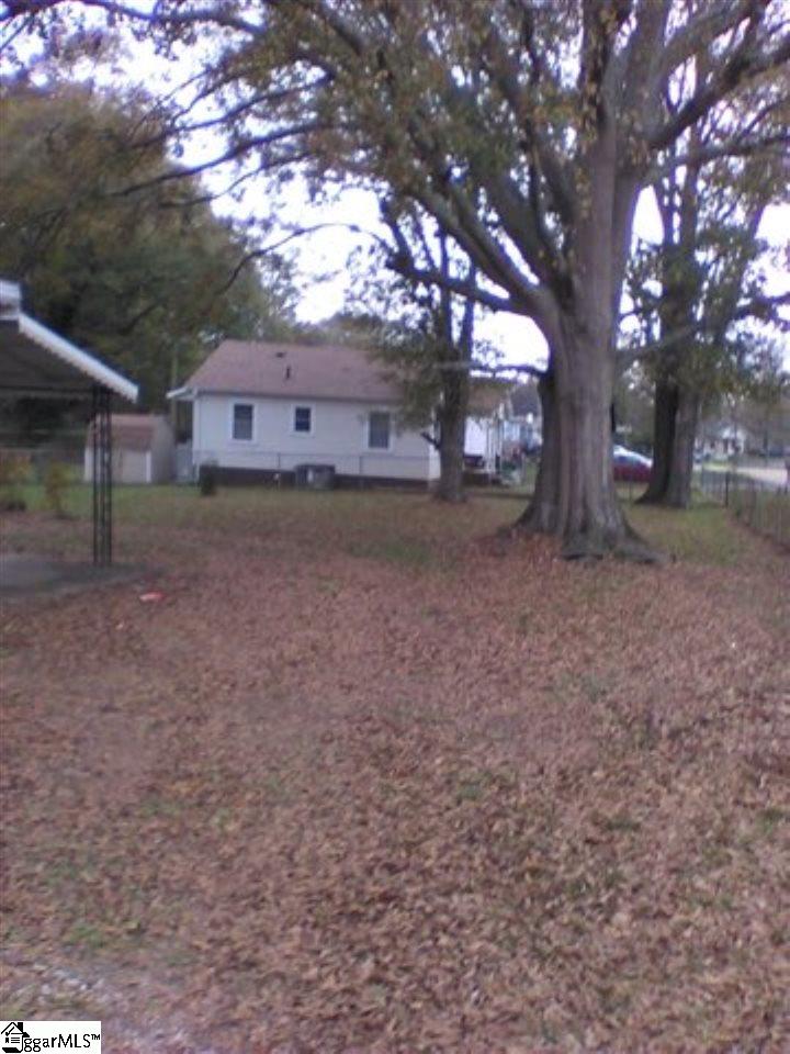 109 State Rd S-30-212 Laurens, SC 29360 - Photo 5 of 14 Gallery Image 5
