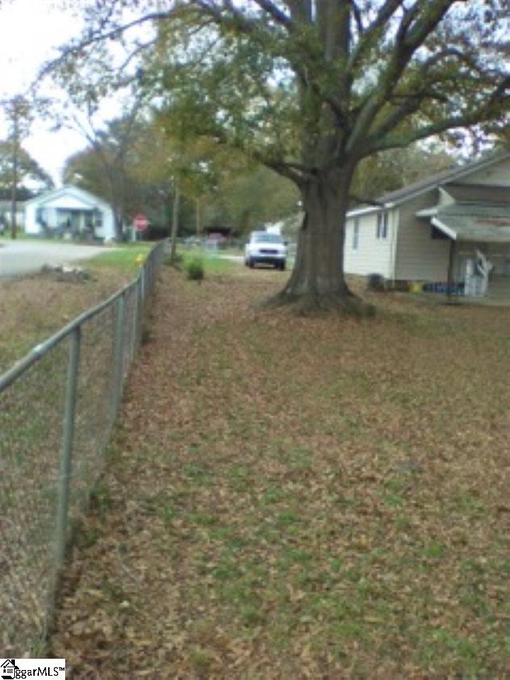 109 State Rd S-30-212 Laurens, SC 29360 - Photo 7 of 14 Gallery Image 7