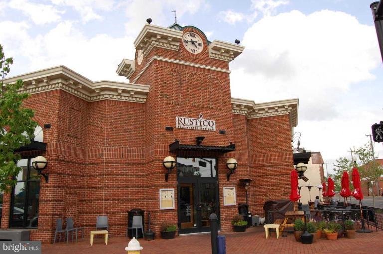 902 Rolfe Place Alexandria, VA 22314 - Photo 7 of 15 Steps to Shops and Restaurants!