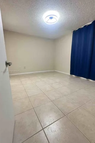 $2,250 | 9156 Collins Avenue, Unit 302, Surfside, FL 33154