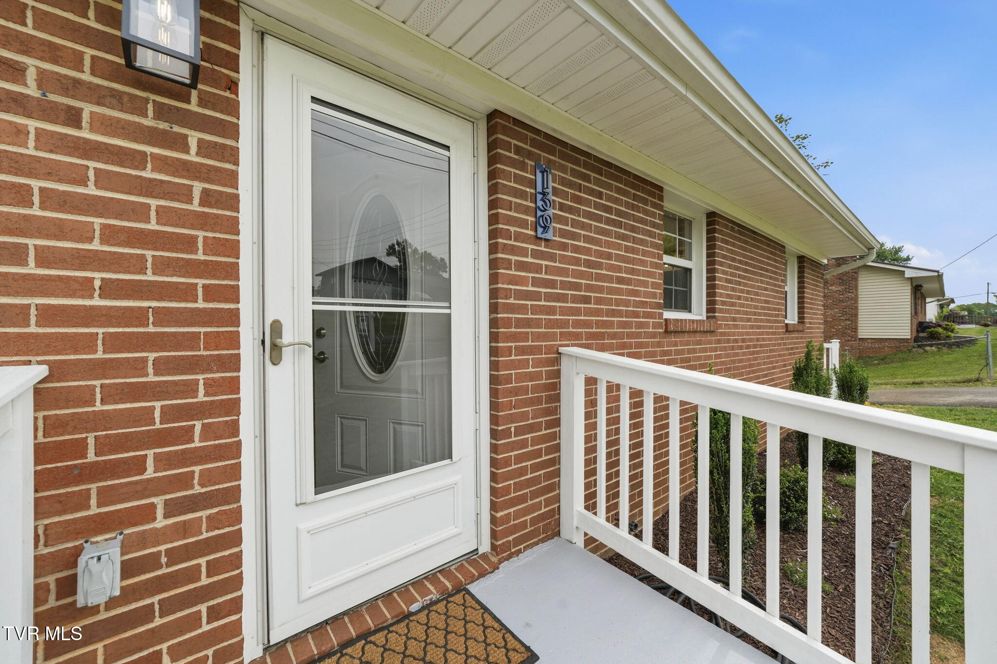 139 Grandview Road Church Hill, TN 37642 - Photo 4 of 33 beyc6a039e986fa5e