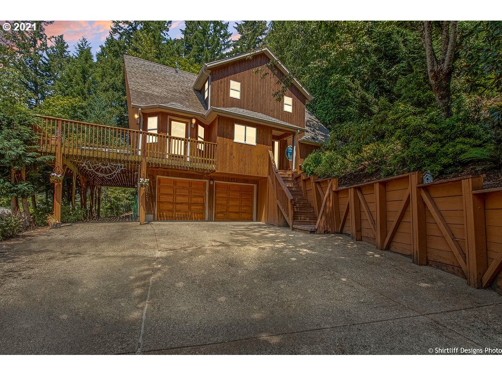 813 South 73rd Street Springfield, OR 97478 - Photo 1 of 32