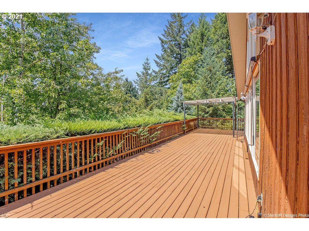813 South 73rd Street Springfield, OR 97478 - Photo 28 of 32